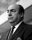 https://upload.wikimedia.org/wikipedia/commons/thumb/8/86/Pablo_Neruda_1963.jpg/110px-Pablo_Neruda_1963.jpg